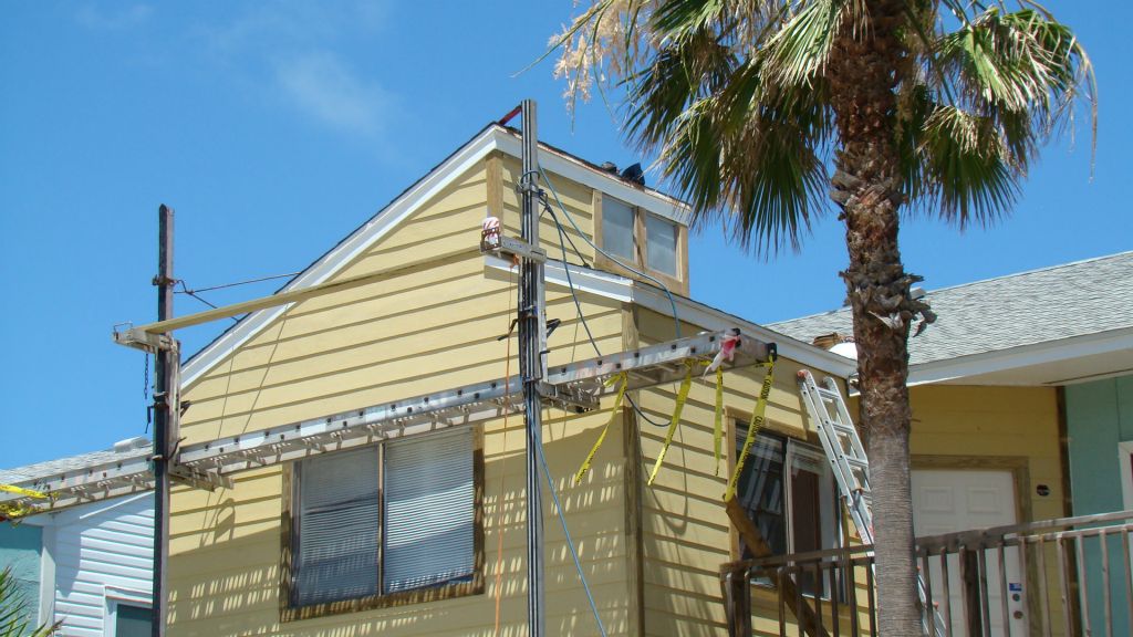 INSTALLING NEW HARDIE PLANK SIDING